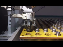 Einbauproduktion mit automatischen CNC-Maschinen