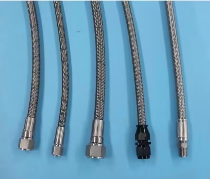 Hochdruck-PTFE-Schlauch mit einer geflochtenen Schicht aus Edelstahl für Transport und mobile Hydraulik