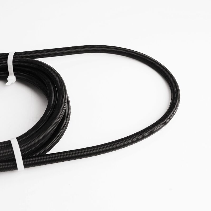 Hochleistungsflexibler NBR-Brennstoffschlauch    Schwarz-Nylon geflochten, ölbeständig, kostenloser Schneidenservice für industrielle Hydrauliksysteme