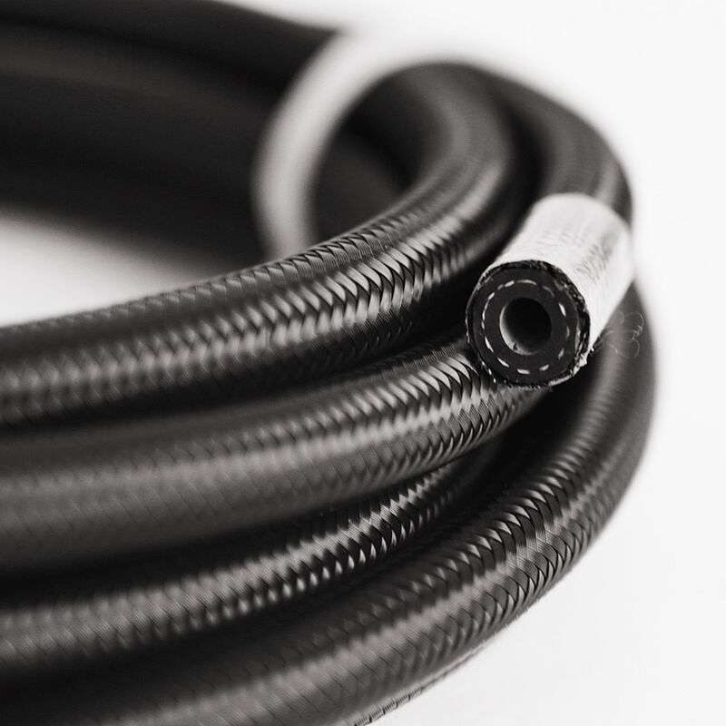 Hochleistungsflexibler NBR-Brennstoffschlauch    Schwarz-Nylon geflochten, ölbeständig, kostenloser Schneidenservice für industrielle Hydrauliksysteme