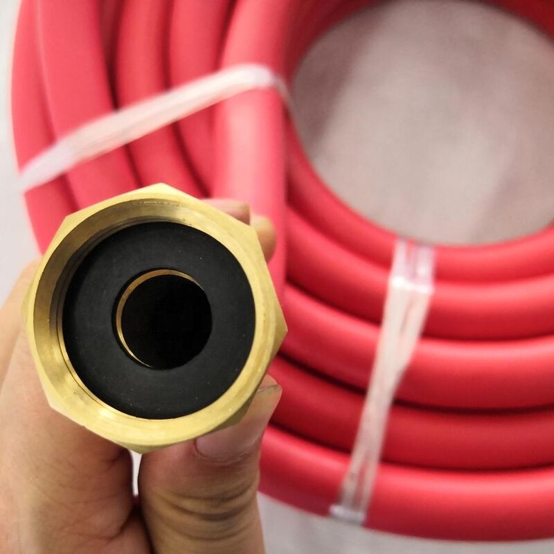 OEM-Kink-freier Gartenschlauch mit EPDM-Synthetikkautschuk-Abdeckung und 10bar/150psi Druck für Rasen- und Gartennutzung